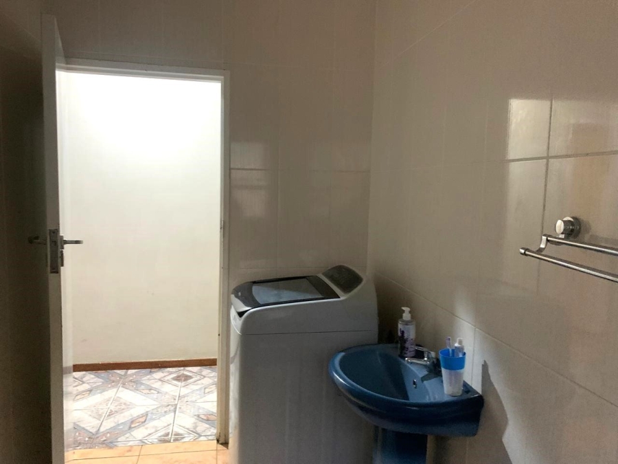 3 Bedroom Property for Sale in Kwamagxaki Eastern Cape